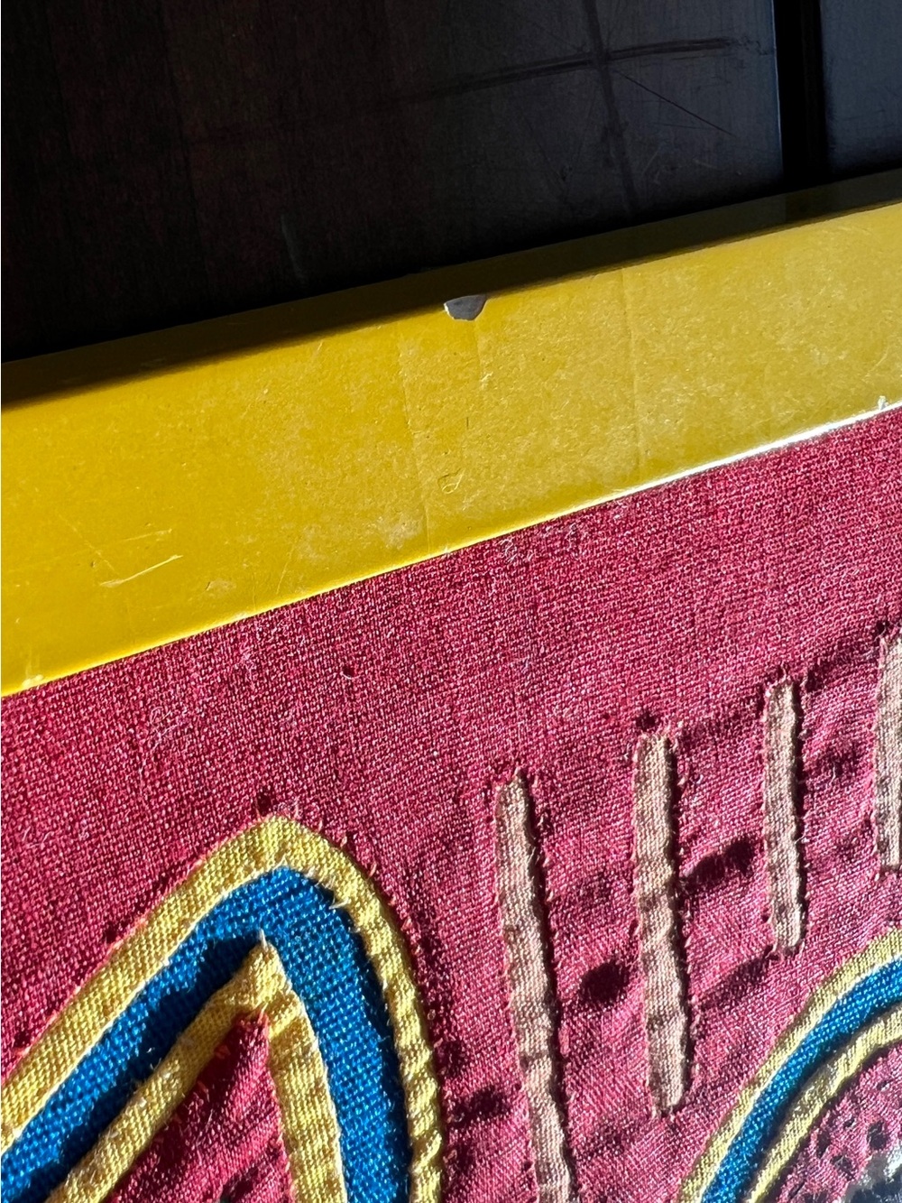 Guna Mola Reverse Aplique Textile Hummingbird Panama Artisan Textile Wall Art - Picture 7 of 7